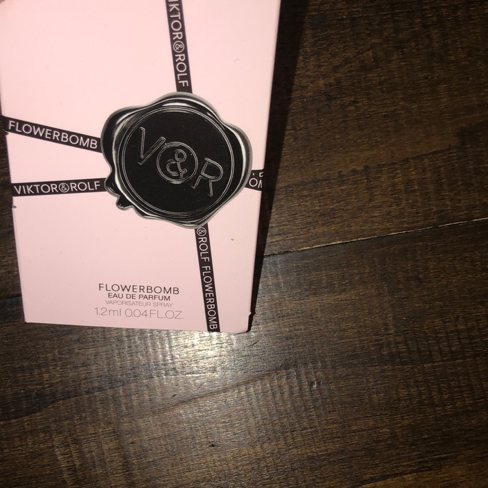 Vicktor & Rolf travel size fragrance